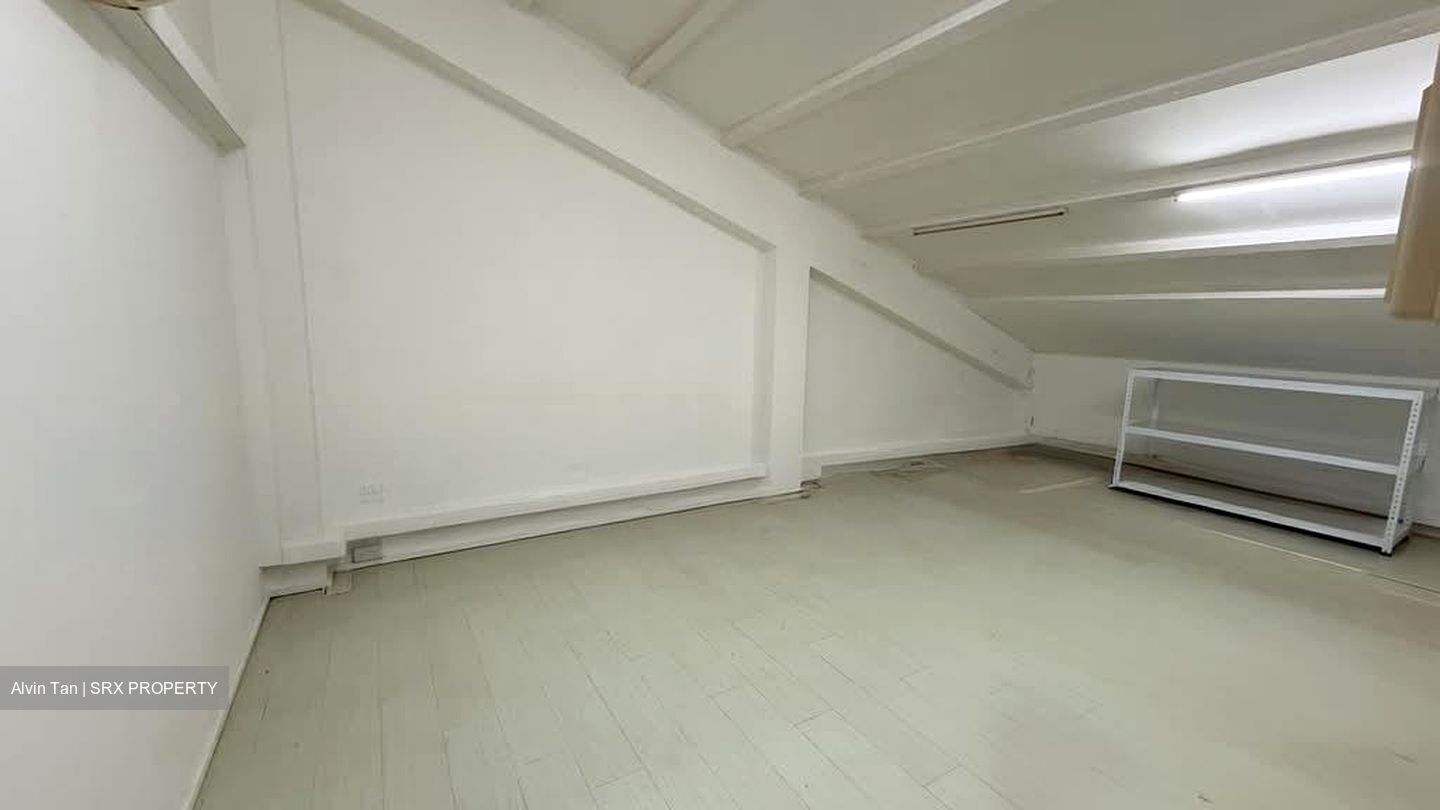 City Plaza (D14), Office #573418441